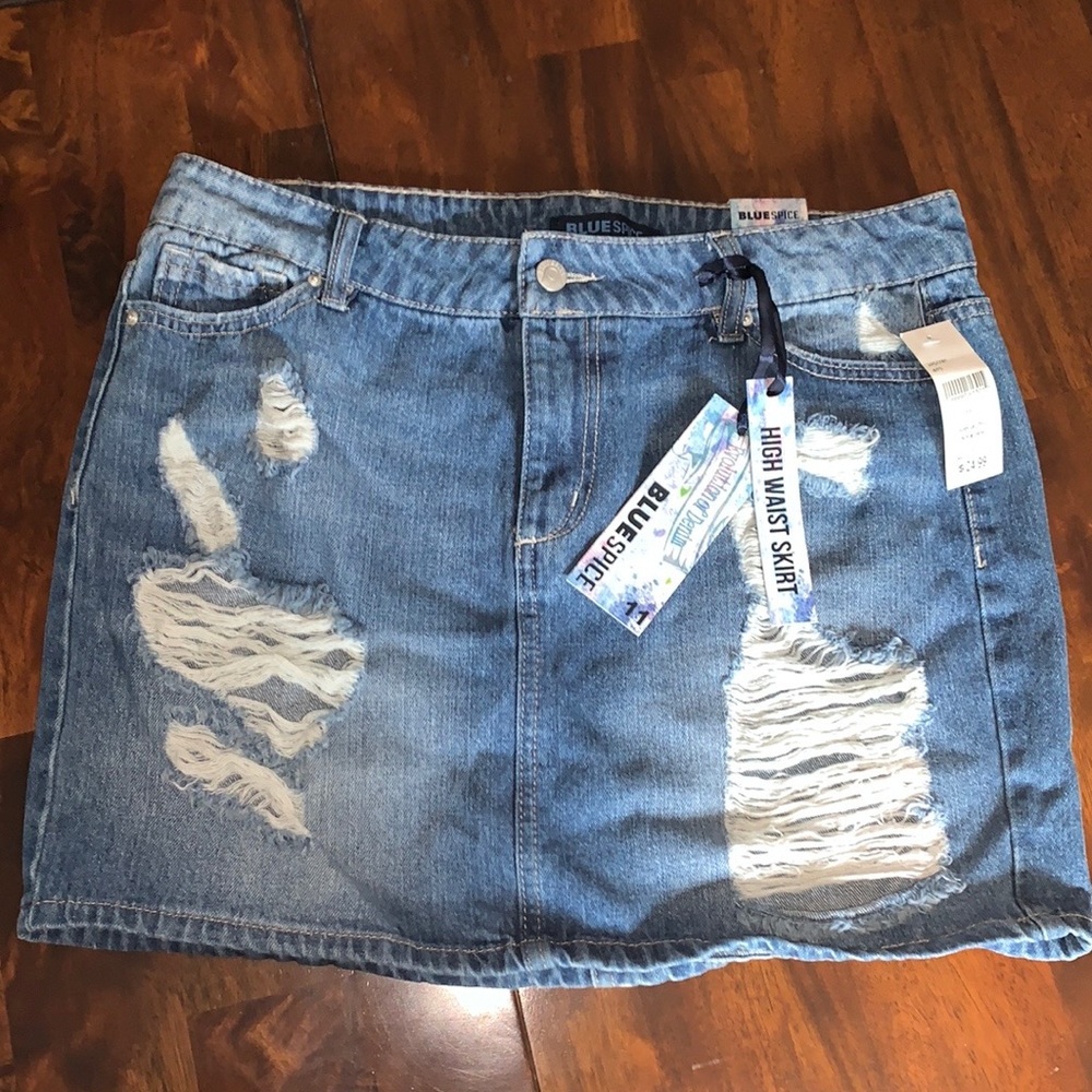 High waisted denim skirt